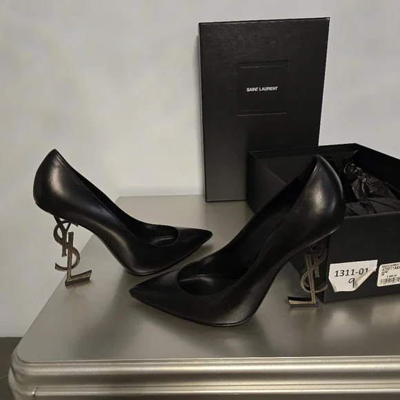YSL Shoes - Picture 2 of 3